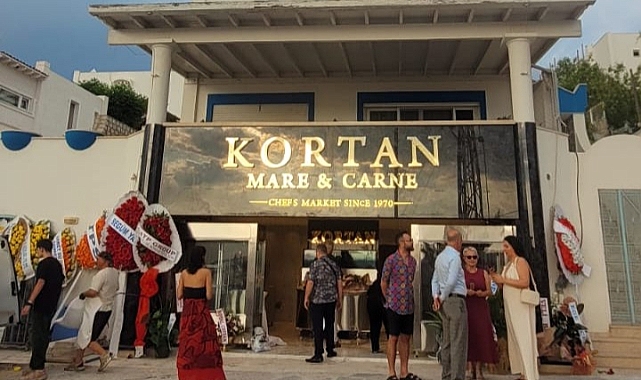 BODRUM’DA GASTRONOMİYE YENİ BİR SOLUK: KORTAN MARE & CARNE KAPILARINI AÇTI